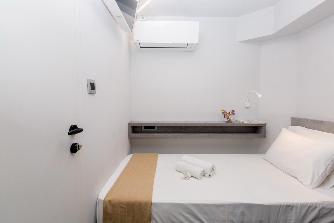 Capsule hotel Loc Hospitality Urban Den