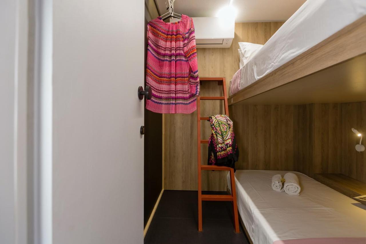 Loc Hospitality Urban Den Capsule hotel