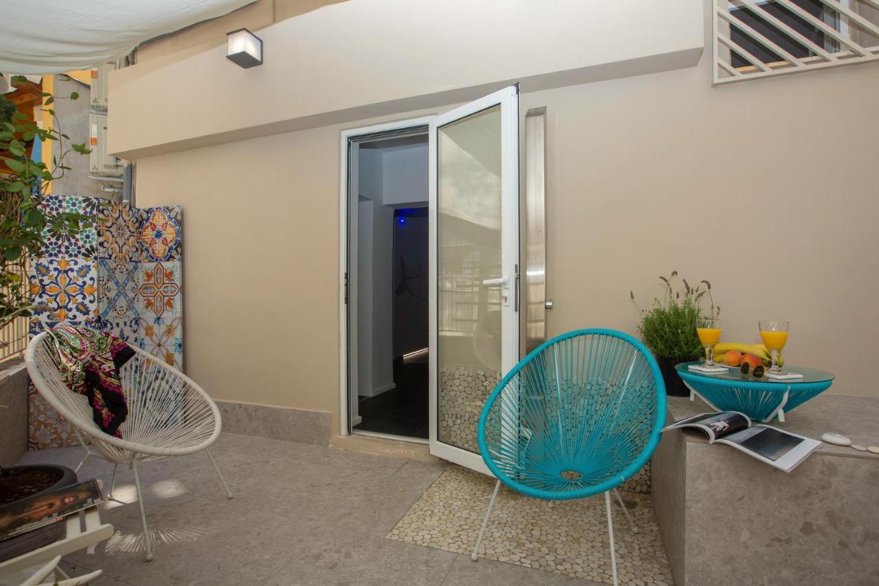 Hotel de capsule Loc Hospitality Urban Den *