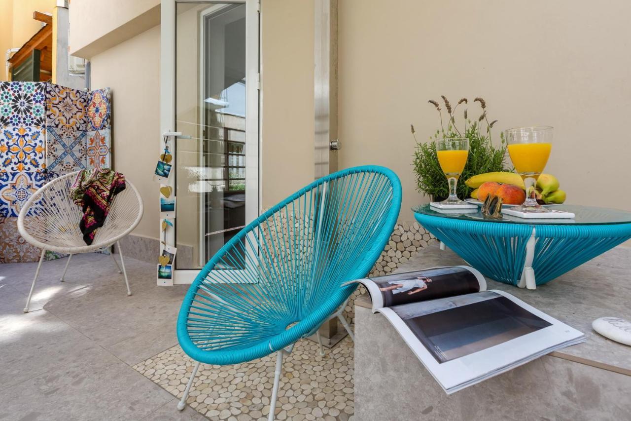 Loc Hospitality Urban Den Hotel de capsule Corfu (city)