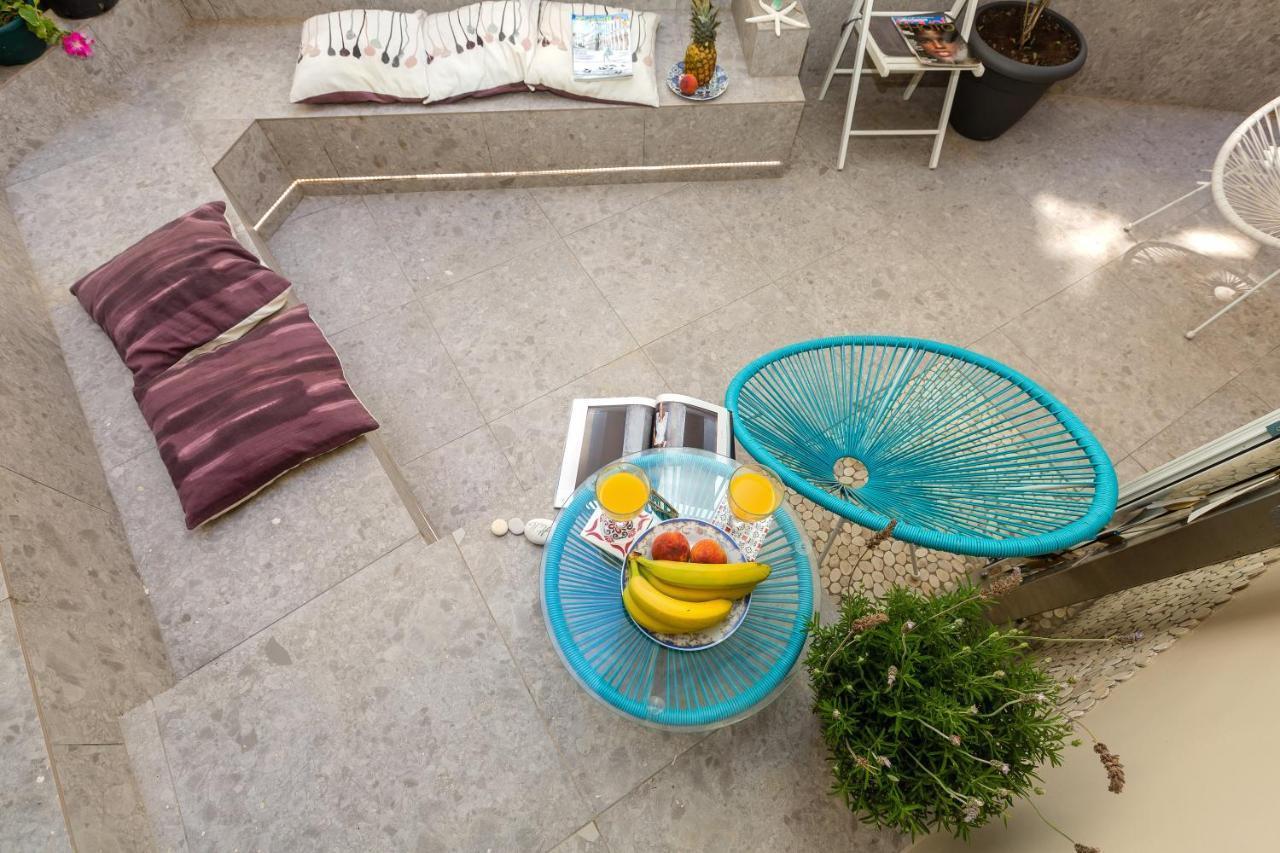 Loc Hospitality Urban Den Hotel de capsule