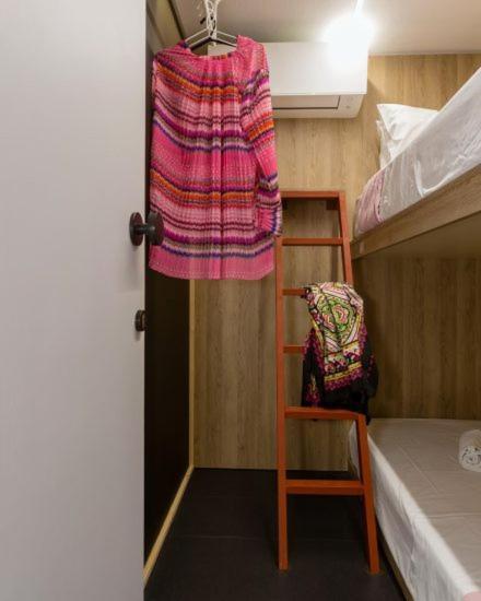Hotel de capsule Loc Hospitality Urban Den Corfu (city)